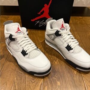 Jordan Retro 4 ‘White Cement’